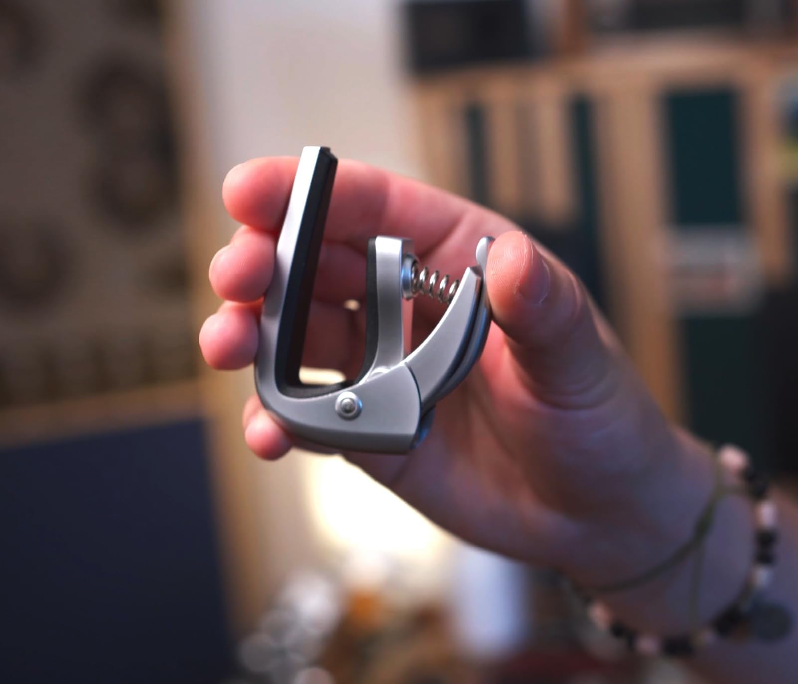 VEINTICO High-end Pro Guitar Capo for 6 Strings Acoustic and Electric Guitars with Quick Lock Performance-Silver