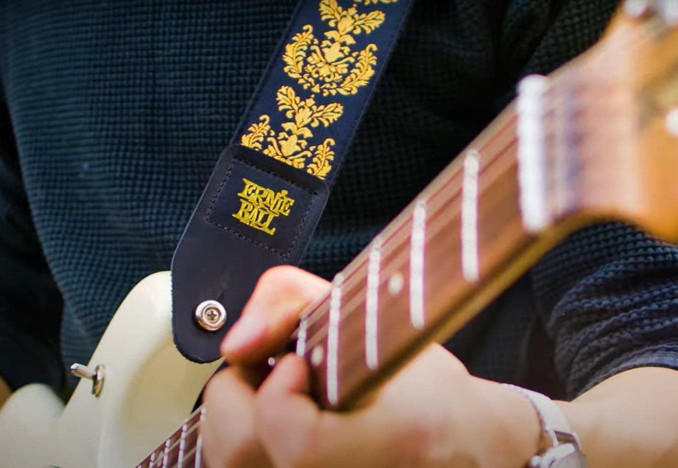 Ernie Ball Jacquard Guitar Strap, Royal Crest (P05334)