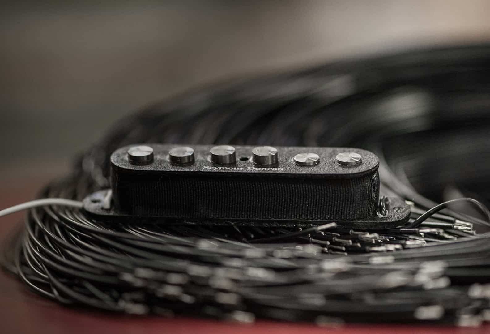 Seymour Duncan Quarter Pound Staggered Strat Pickup - High Output Single Coil Neck/Middle/Bridge Electric Guitar Pickup