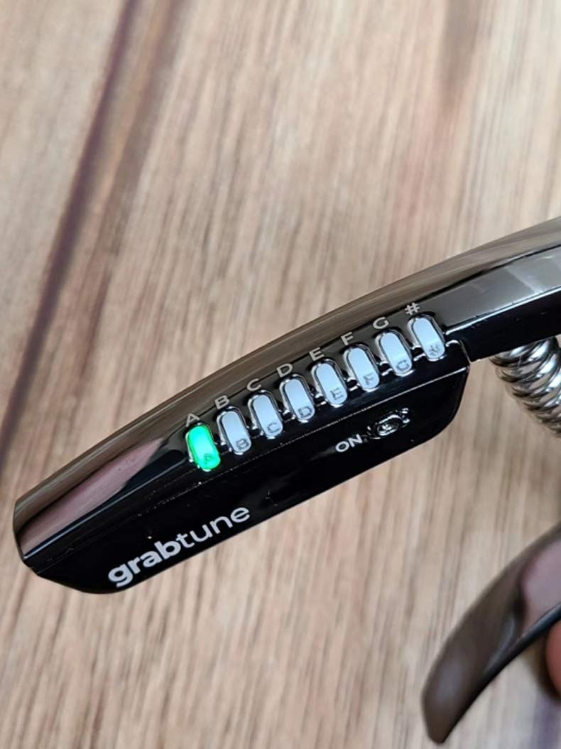 Personality Advanced Capo-Tuner 2-in-1 for Acoustic Guitar with USB Rechargeable Battery/LED Edge Lighting Display Guitar Capo U