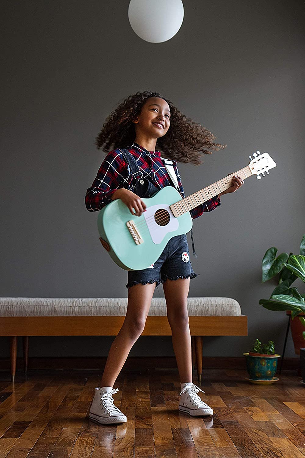 Loog Pro VI Acoustic kids real guitar for Beginners Compact size Ages 9+ Learning app and Lessons included