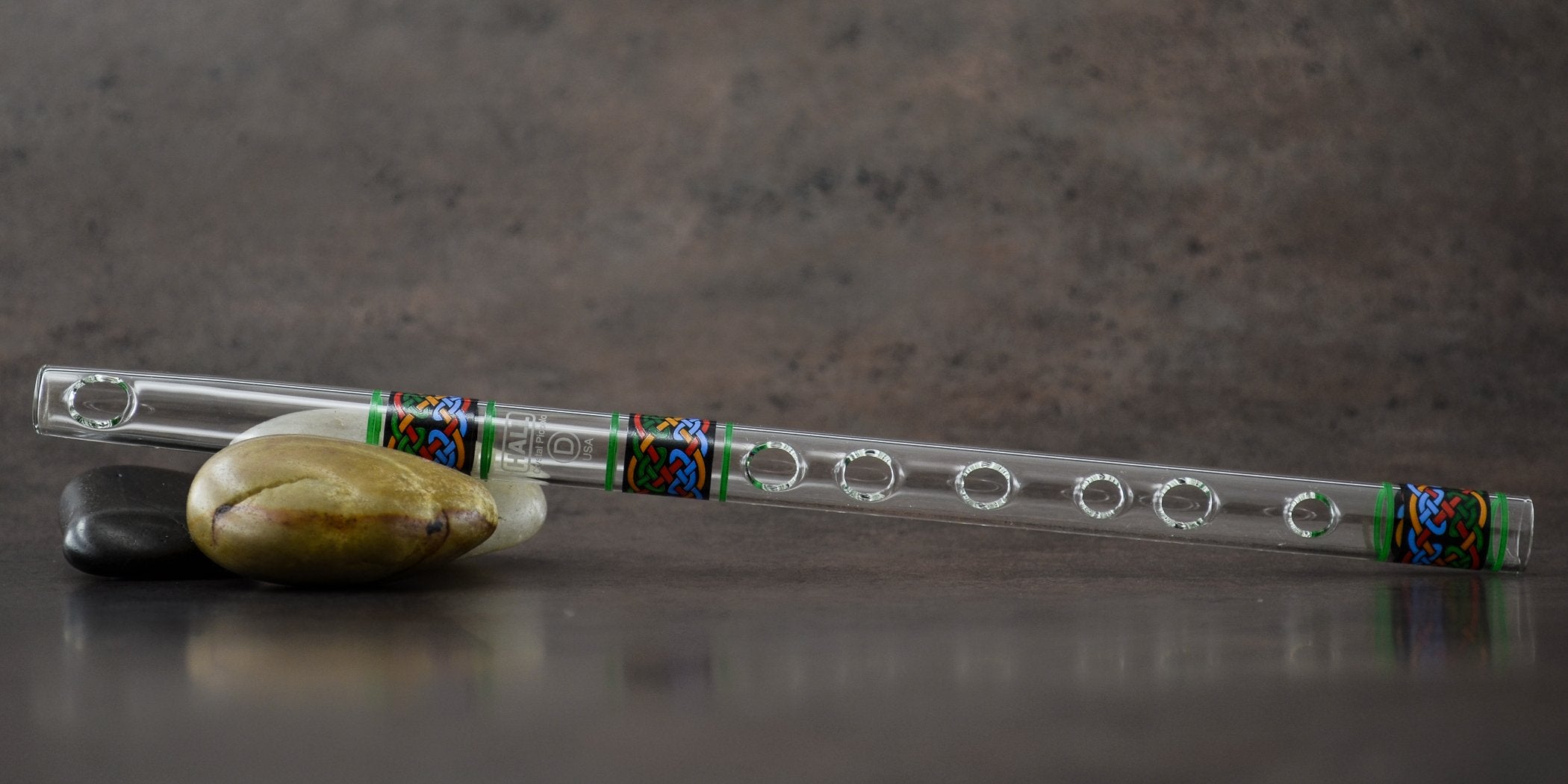 Hall Crystal Flute 11093 - Inline Glass Piccolo in D - Lurgan Celtic