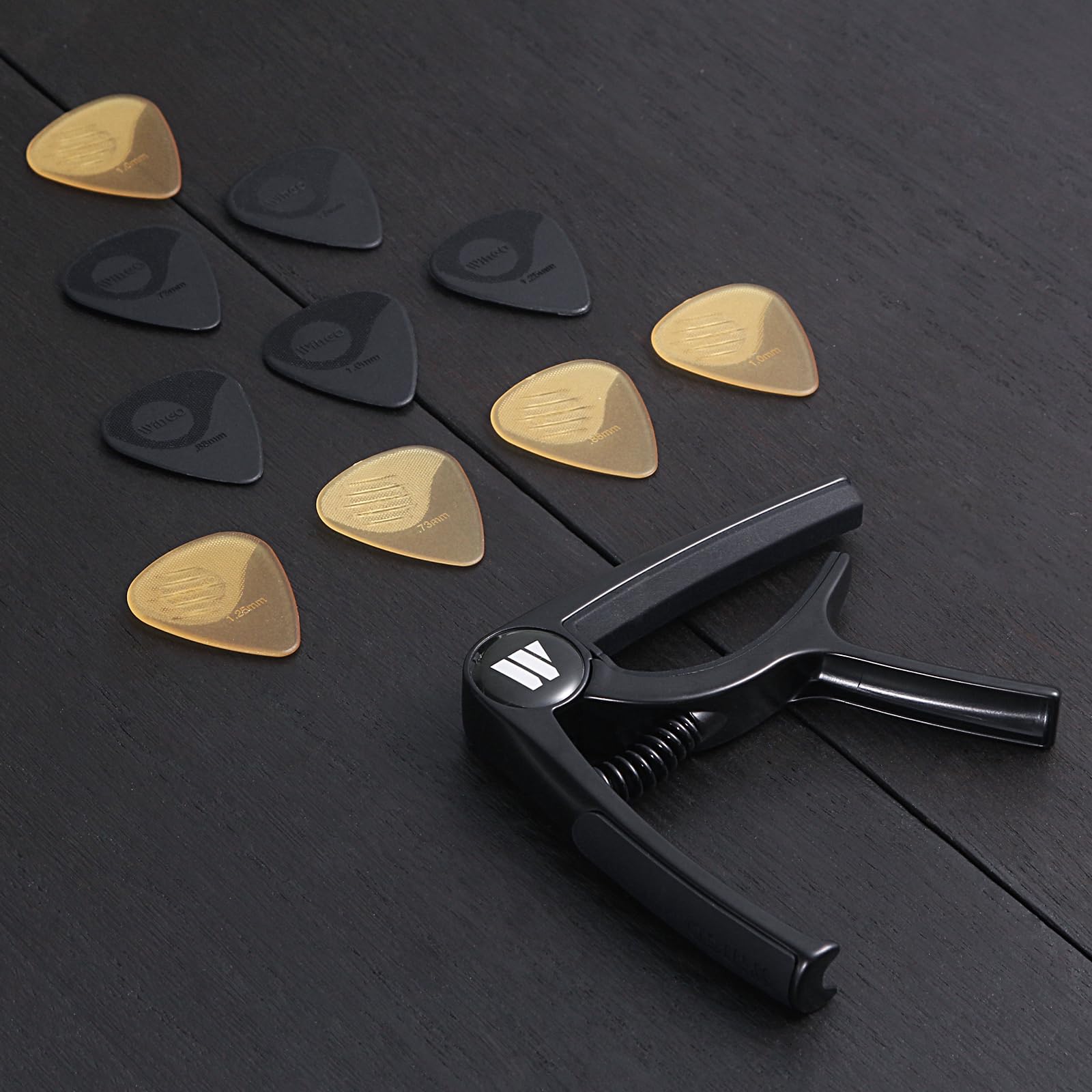 WINGO Guitar Capo for Acoustic and Electric Guitars, Ukulele, Mandolin, Banjo - Black with 10 Non-slip Picks.