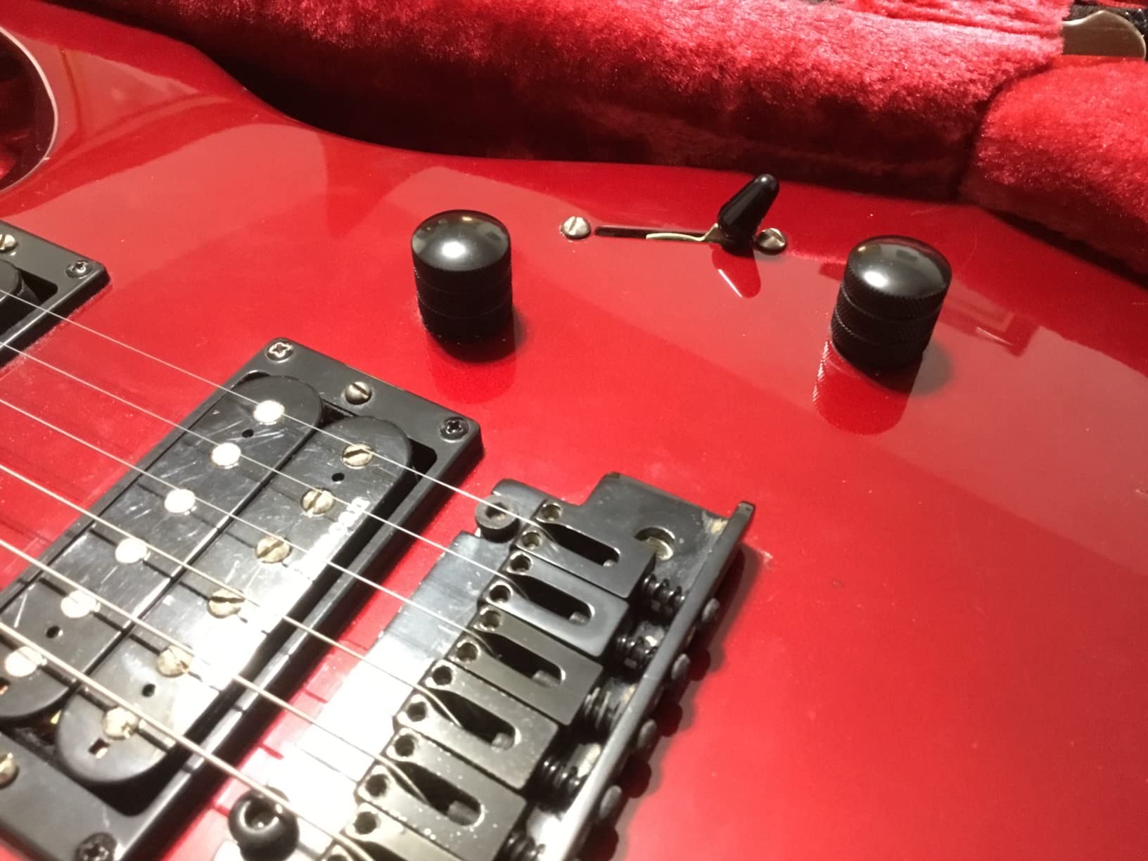 JD Electric Guitar Bass Dome Knobs Metal Volume Tone Control Knobs Turn Buttons O-Ring Pack of 4 (Black)