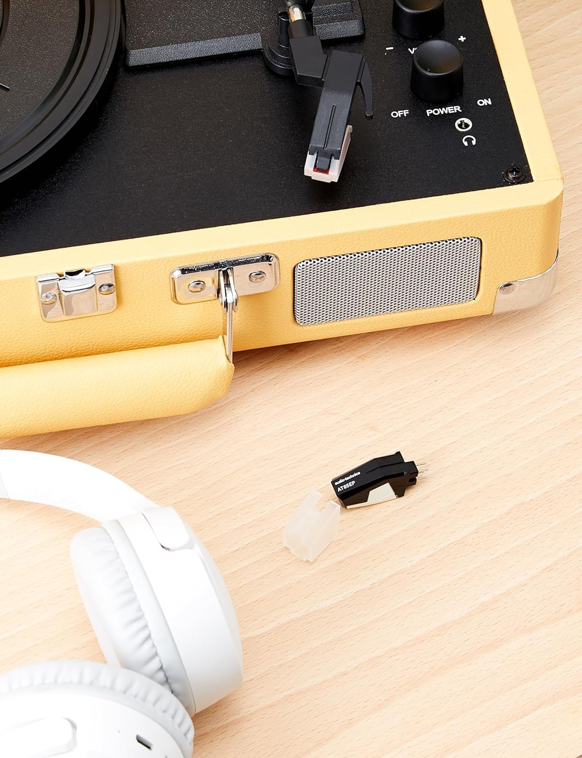 Audio-Technica AT85EP Turntable Cartridge with Elliptical Stylus P Mount, 0.3 x 0.7 mil elliptical cartridge,Black