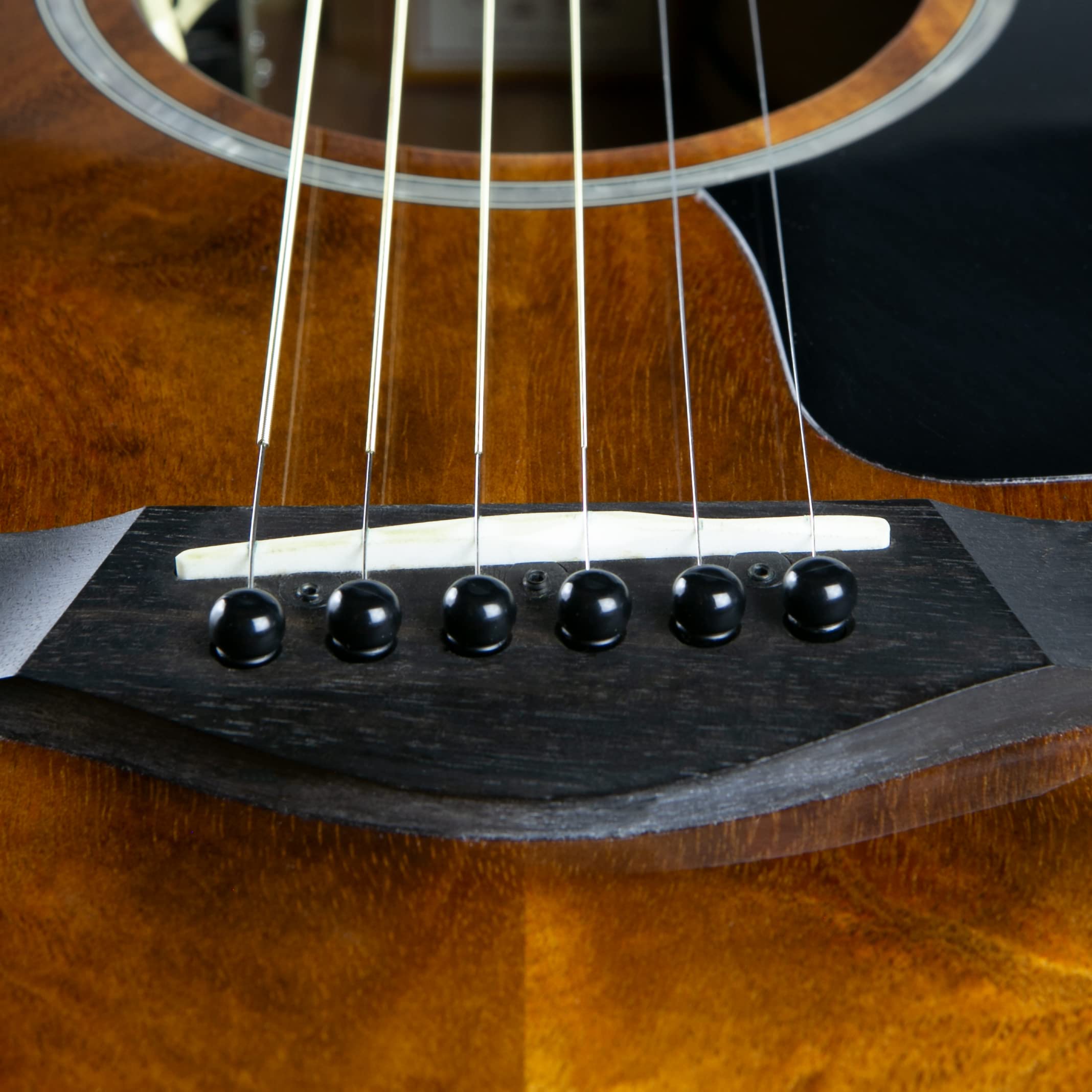 GHS Strings - Contact Core Bright Bronze Acoustic Guitar Strings - Model: CCBB40 - Medium Gauge - .013-.056