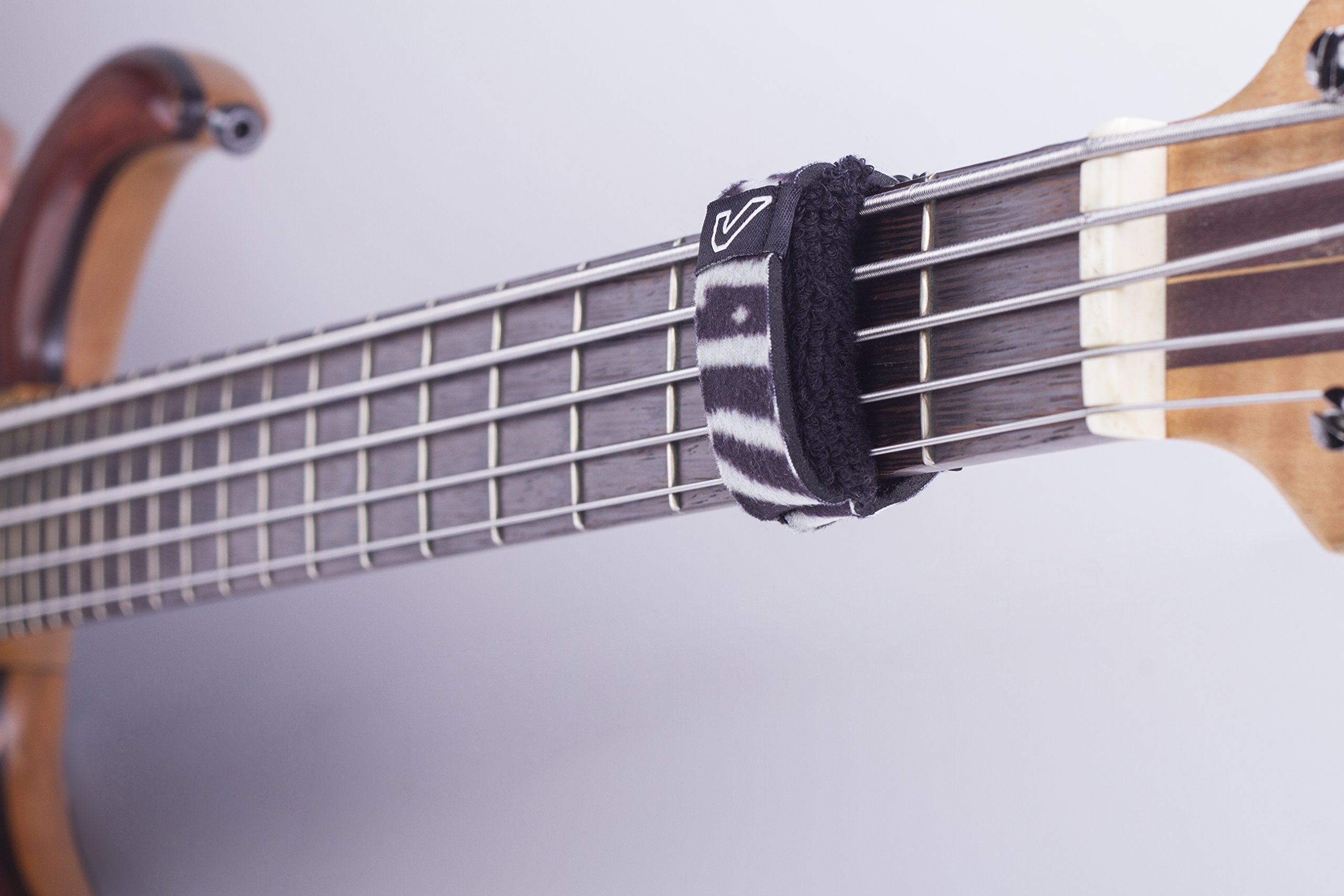 Gruv Gear FretWraps Wild 'Zebra' String Muters 1-Pack (Medium) (FW-1PK-ZEB-MD)