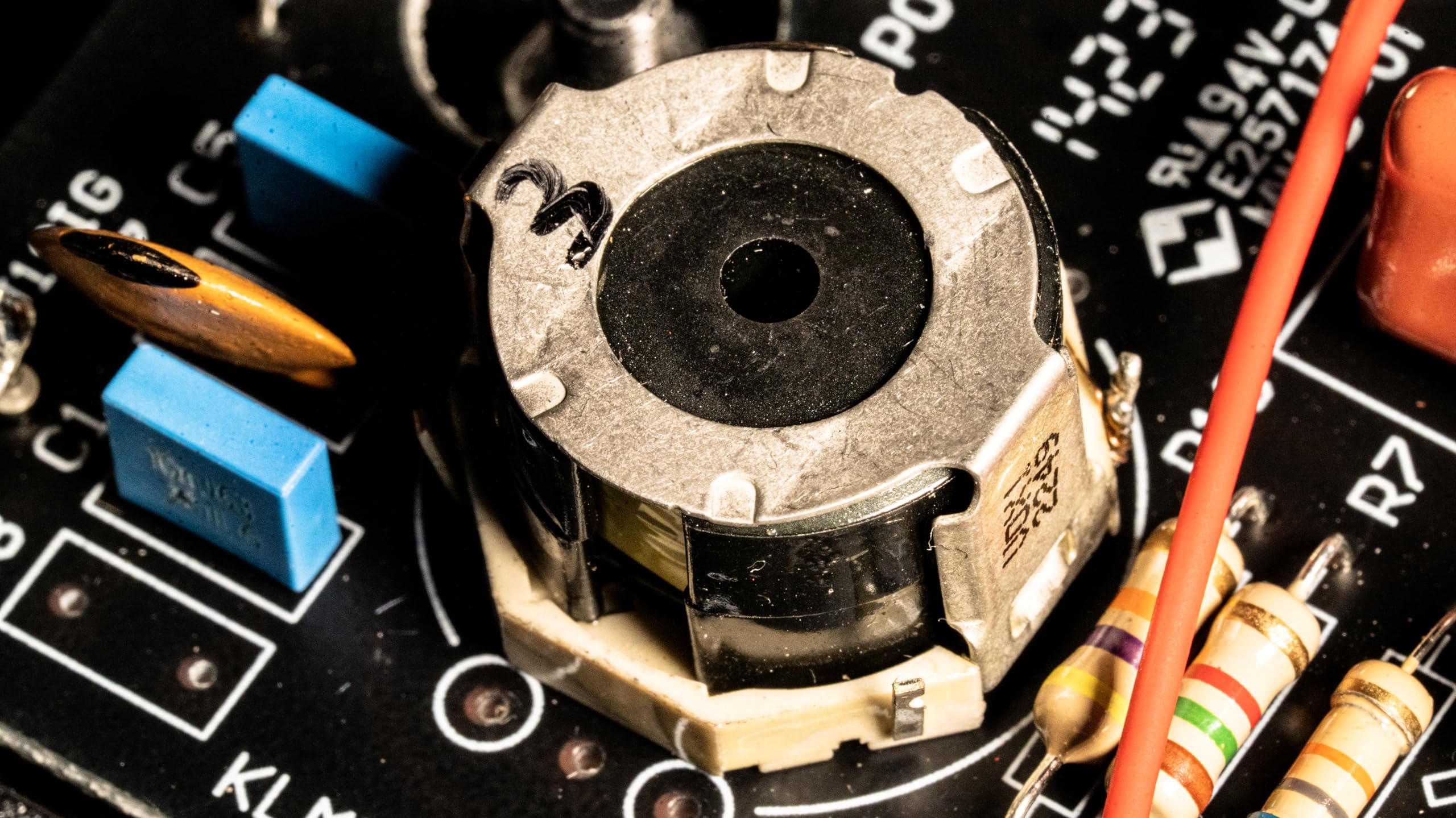 Vox The Real McCoy VRM-1 Wah Guitar Effects Pedal w/Treadle and Battery-Powered Operation