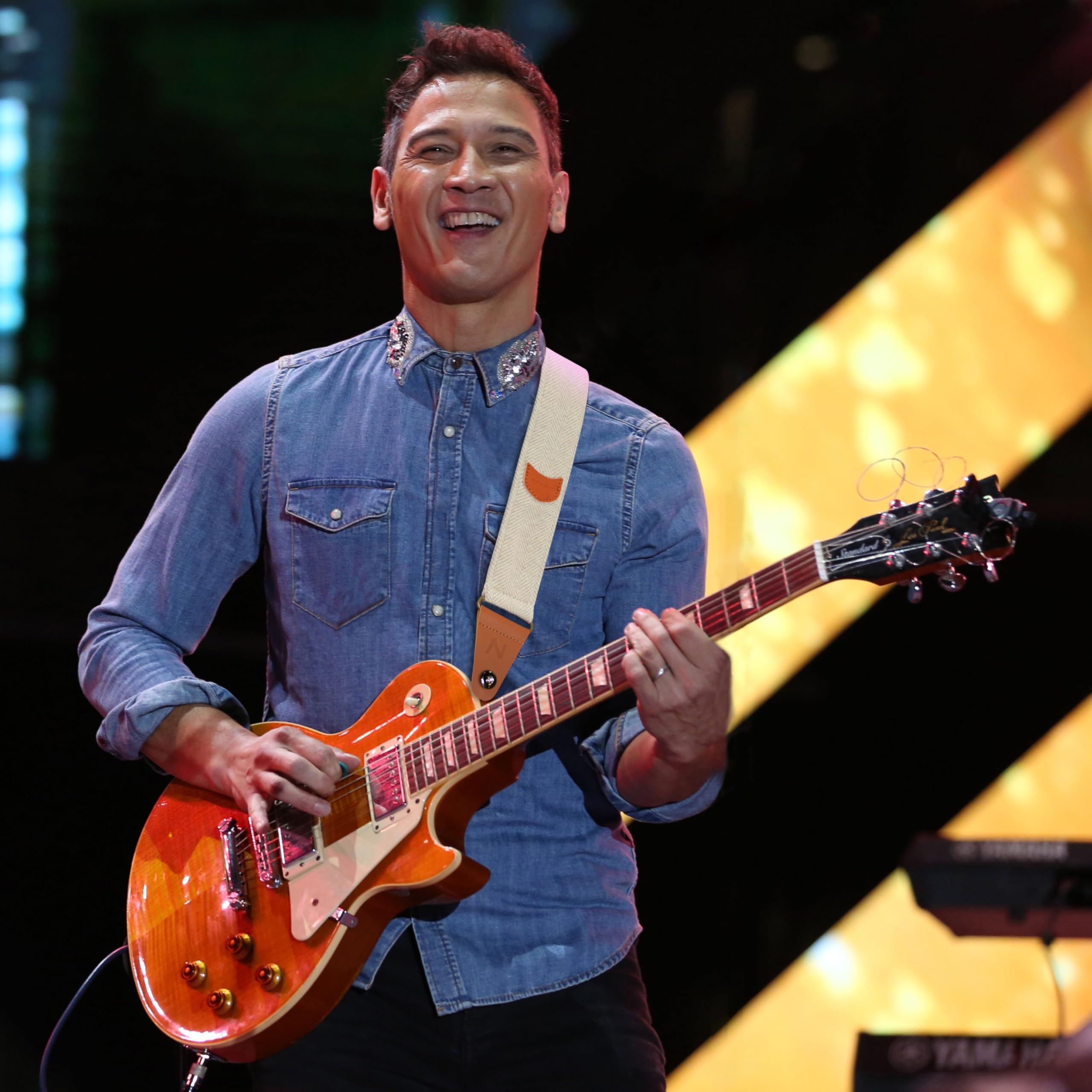 Nefelibata Guitar Strap, Soft Cashmere-containing Fabric Full Grain Leather End Guitar Straps for Bass, Electric and Acoustic Gu