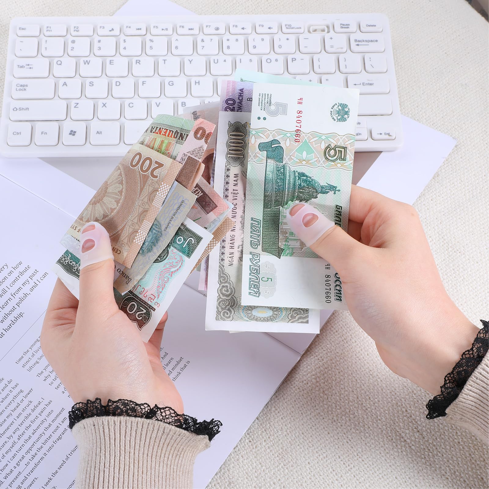 JIYIN 20 Pcs Rubber Finger Tips, Silicone Guitar Fingertip Protector Fingertip Protector Caps 5 Sizes Rubber Fingers Tips Guard