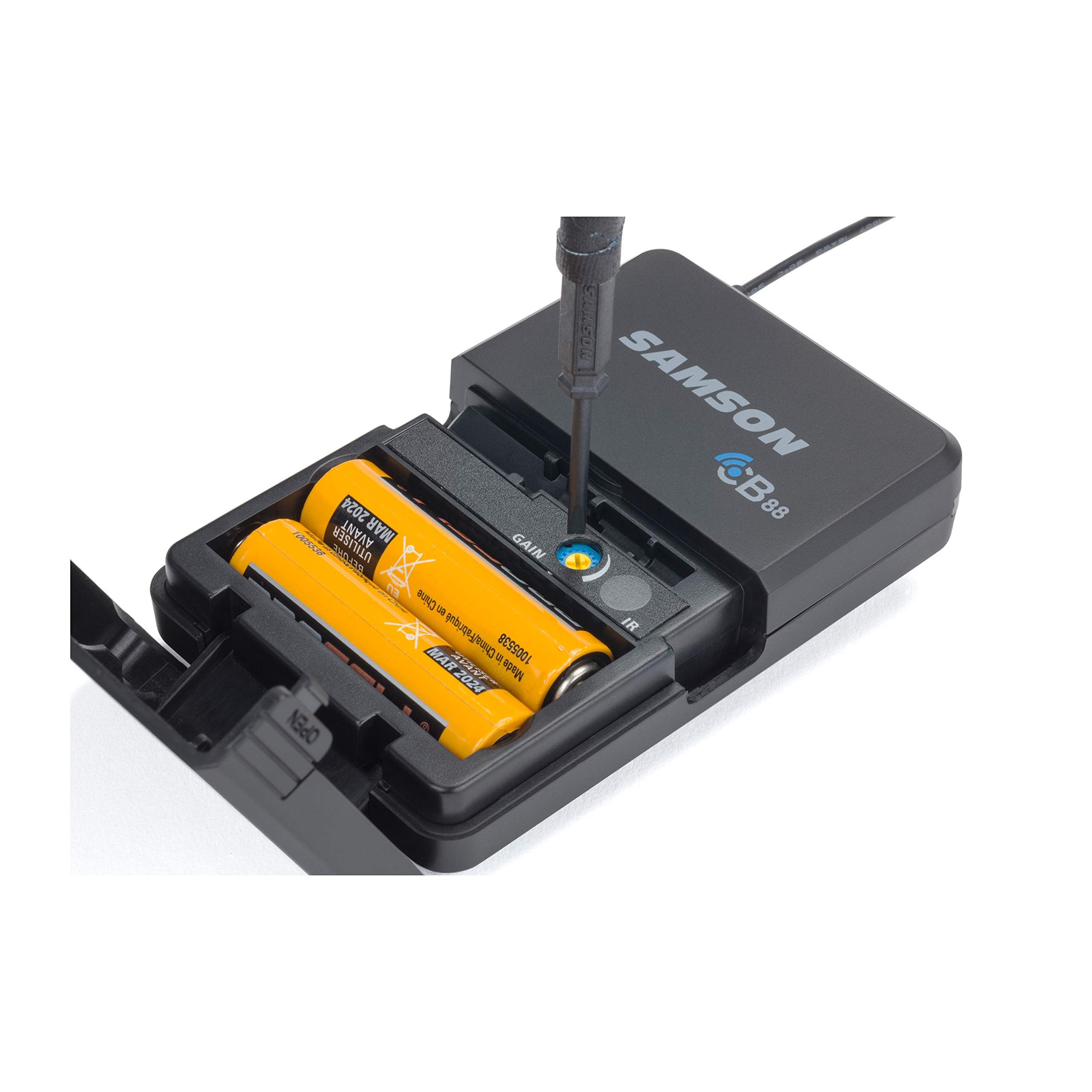 Samson Technologies Concert 88x Headset Wireless System with HS5 Headset Microphone (K Band) (SWC88XBHS5-K), Black