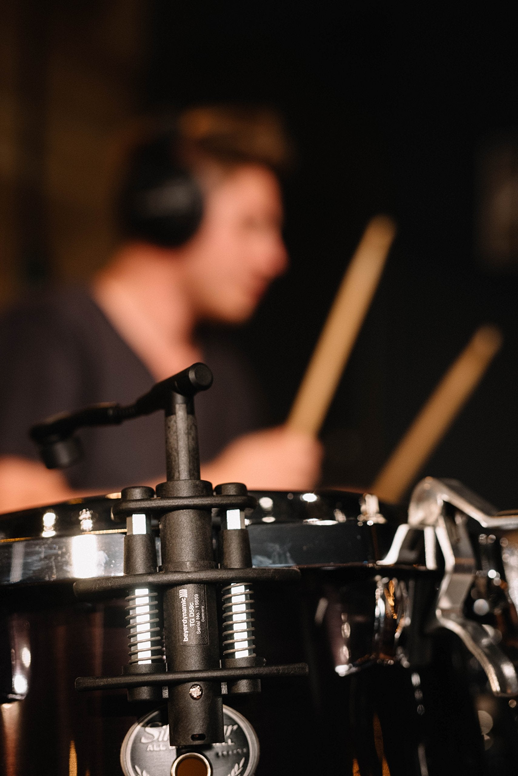 beyerdynamic TG D58 Condenser Clip-On Cardioid Microphone with Flexible Gooseneck, for Drums and Percussion