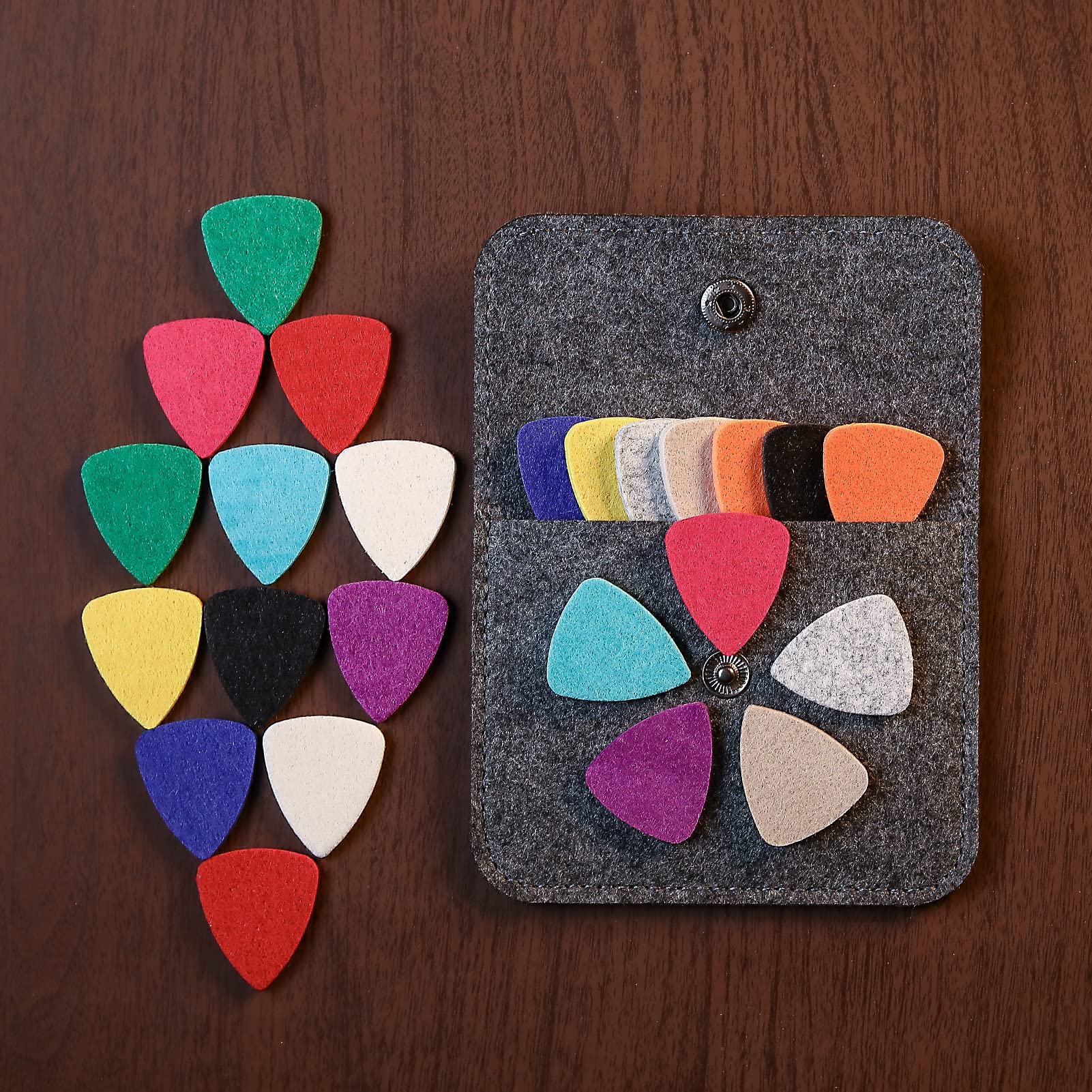 Donux 24 Pieces Felt Ukulele Picks,Felt Heart Shape Pick for Ukulele Guitar Bass with pick holder case (24, Mixed)