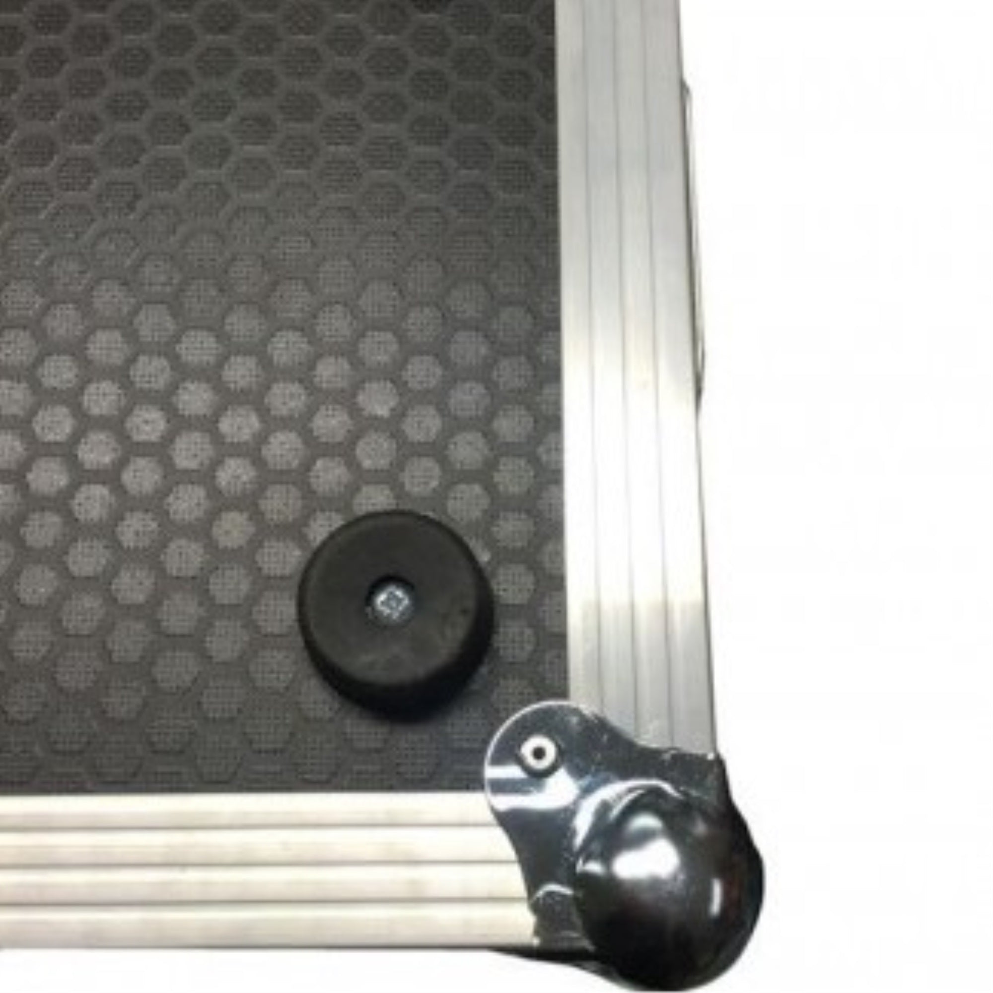 Yamaha MGP24X  Mixer Case W-Wheels