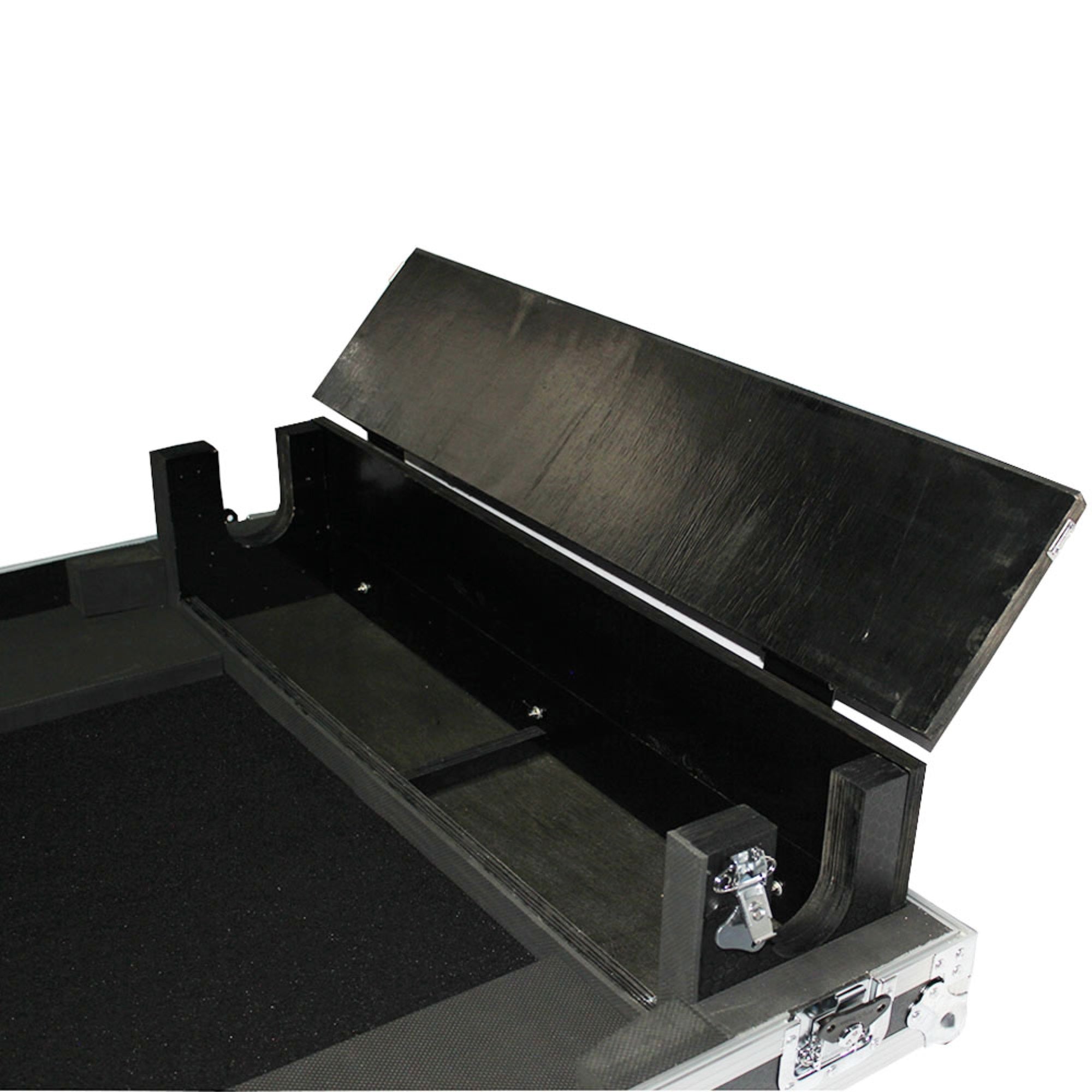 Case for Yamaha TF3 Mixer Console with Doghouse and wheels